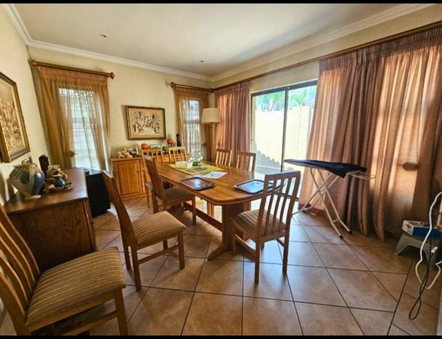 3 BEDROOM PROPERTY TO RENT IN GLEN MARAIS